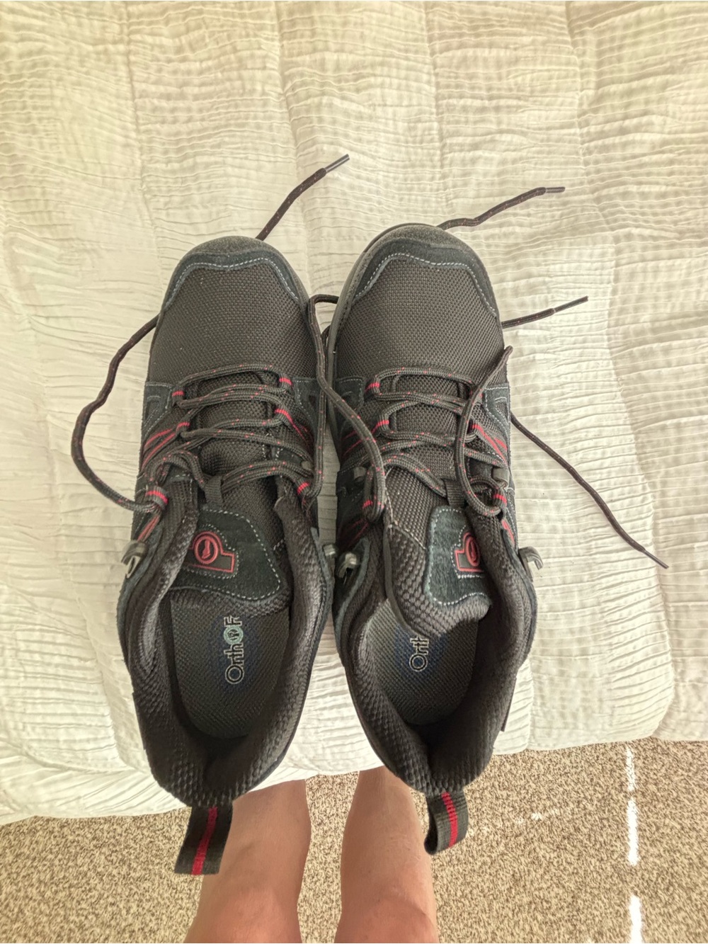 Women’s waterproof shoes, size 10 wide width. Never been worn.